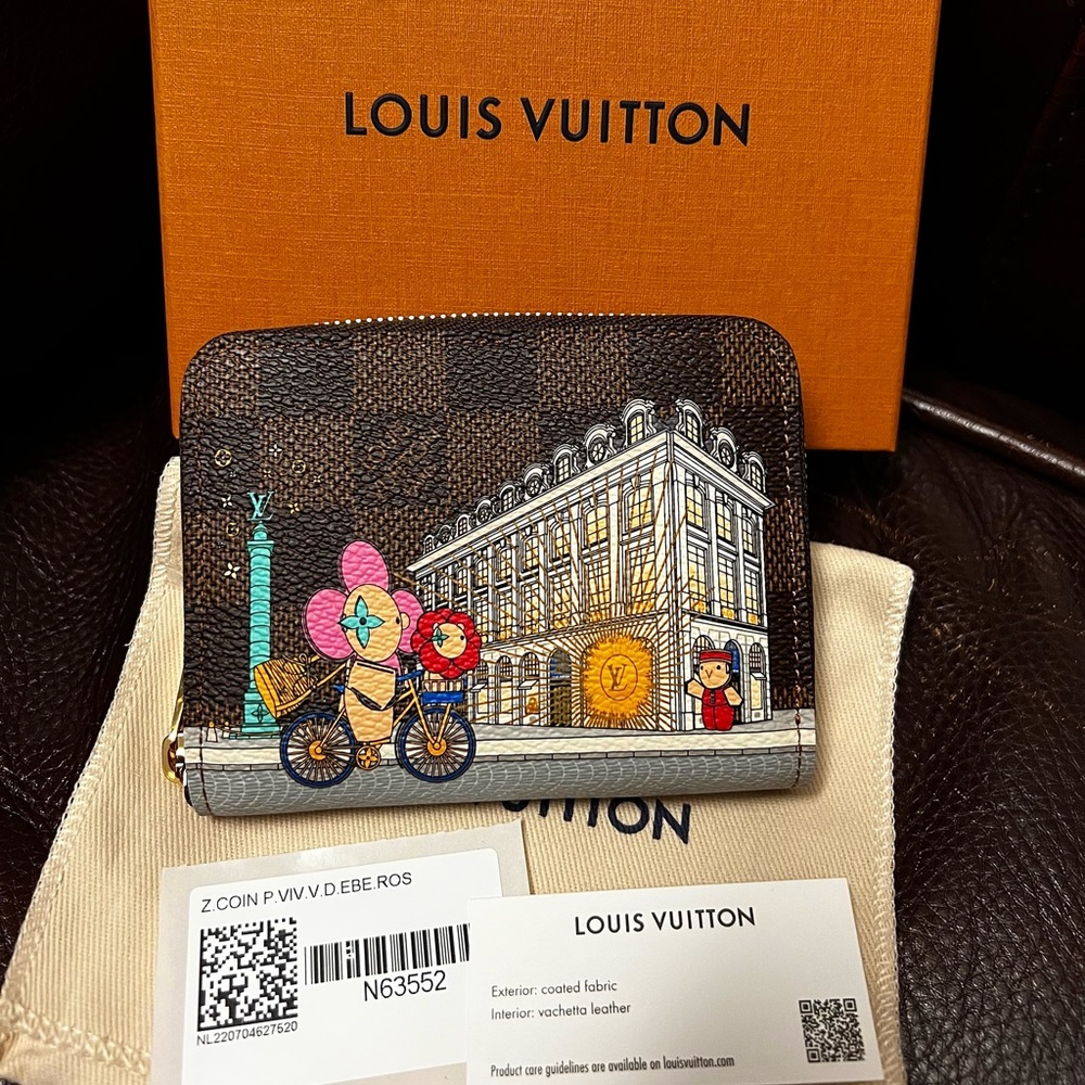 Louis Vuitton Zippy Coin Purse Holiday 2022 Collection